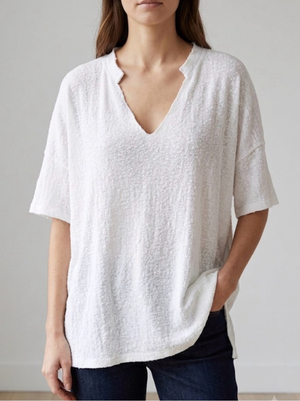 Bke White Oversized Textured V-Neck Tunic Top With Raw Edge Hem -Sz Large